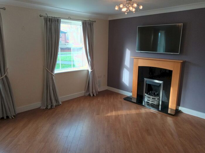 4 Bedroom House To Rent In Champs Sur Marne, Bradley Stoke, Bristol, BS32
