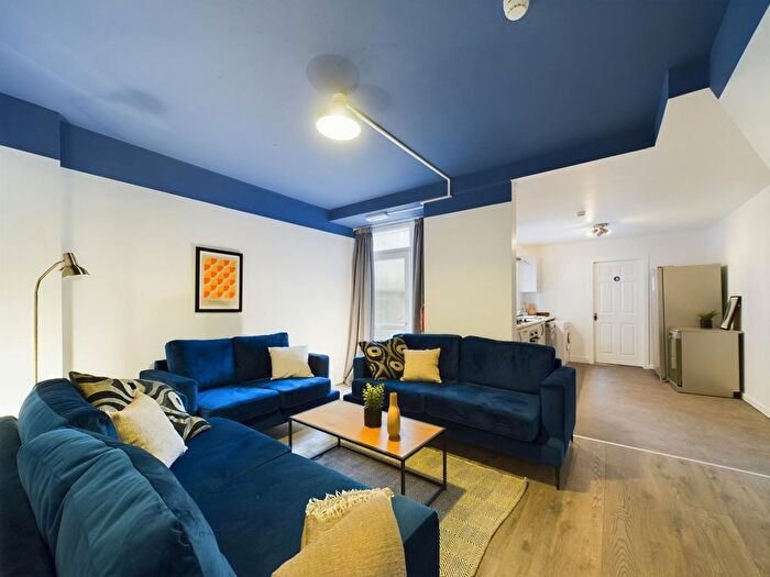 9 Bedroom Semi-Detached House To Rent In Great Western Street, Manchester, M14