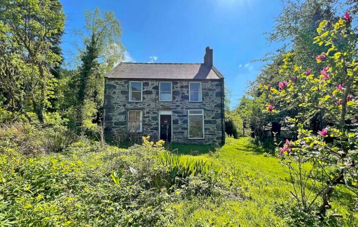 2 Bedroom Detached House For Sale In Betws Garmon, Caernarfon, Gwynedd, LL54