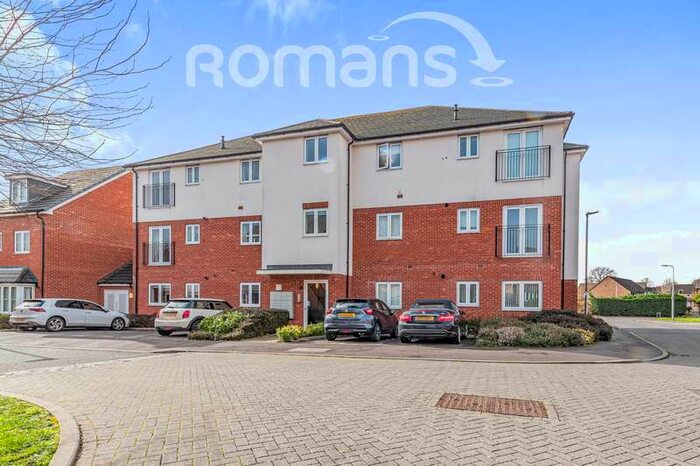 1 Bedroom Apartment To Rent In Holymead, Calcot, RG31
