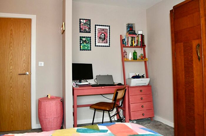 2 Bedroom Flat For Sale In Wrens Cross, Upper Stone Street, Maidstone, Kent, ME15 - Photo 8