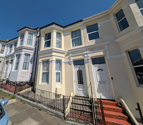3 Bedroom Terraced House For Sale In Seymour Avenue, Plymouth, PL4