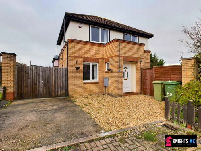 4 Bedroom Detached House To Rent In Ethorpe, Two Mile Ash, MK8