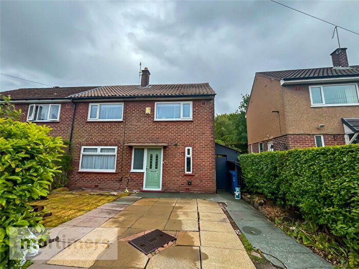 3 Bedroom Semi-Detached House For Sale In Arran Avenue, Blackburn, Lancashire, BB1
