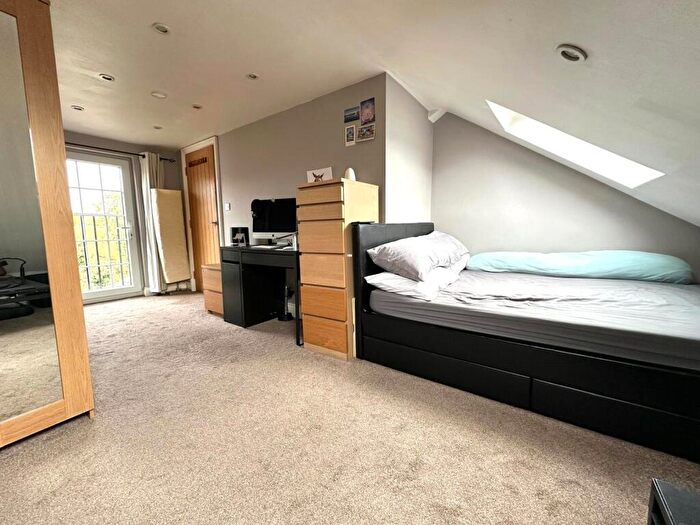 4 Bedroom Terraced House For Sale In Bradgate Road, Catford, Lewisham, London, SE6