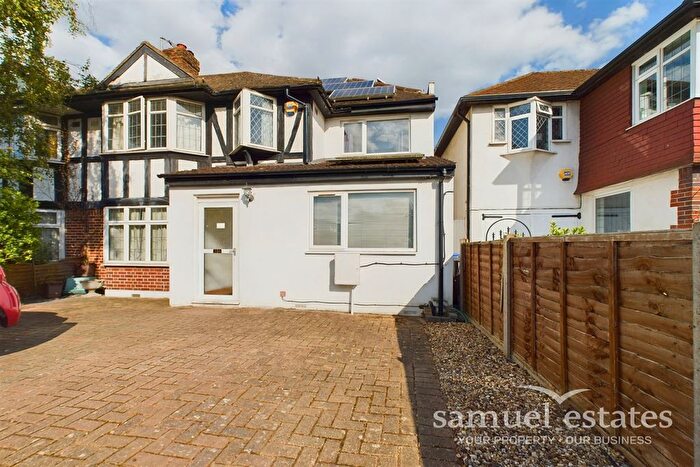 3 Bedroom Terraced House To Rent In Robin Hood Way, London, SW15