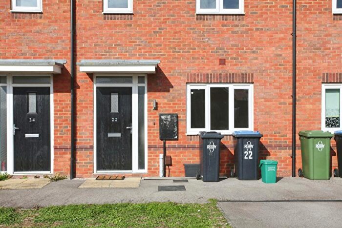 2 Bedroom Terraced House For Sale In Laing Close, Rugby, CV21