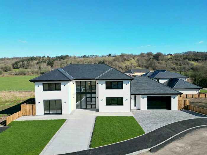 5 Bedroom Detached House To Rent In Lanark Road, Larkhall, Lanarkshire, ML9