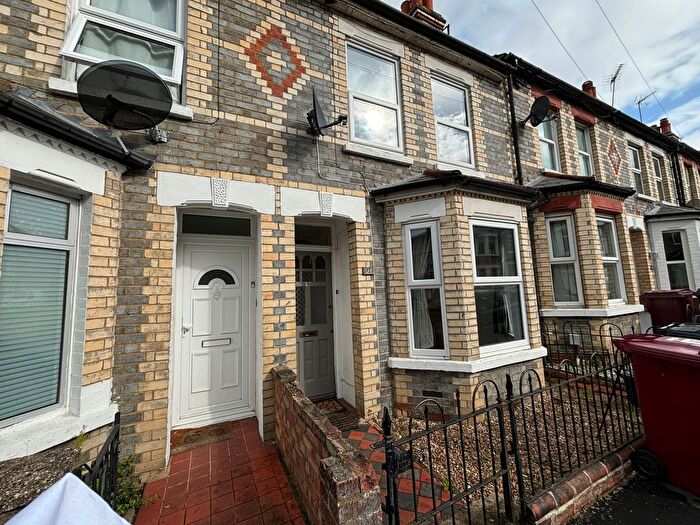 3 Bedroom End Of Terrace House To Rent In Surrey Road, Reading, RG2