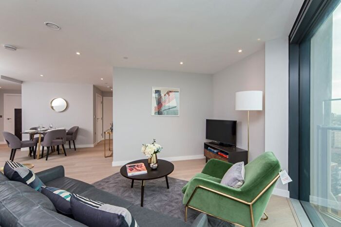 1 Bedroom Flat To Rent In Churchyard Row, London, SE11