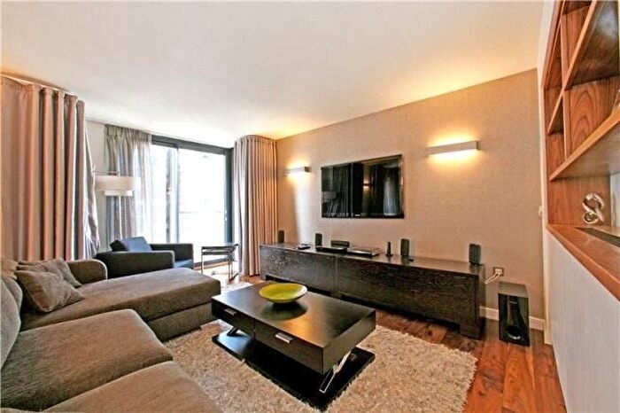 2 Bedroom Flat To Rent In Bolsover Street, London, W1W