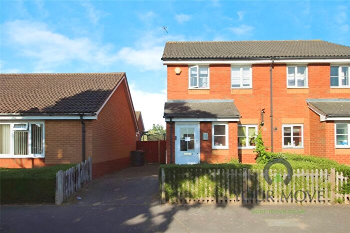 2 Bedroom Semi-Detached House To Rent In Pilgrims Way, Bedford, MK42
