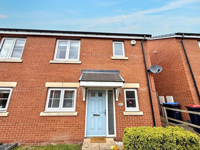 3 Bedroom Semi-detached House To Rent In Low Gill View, Marton-In-Cleveland, Middlesbrough, TS7