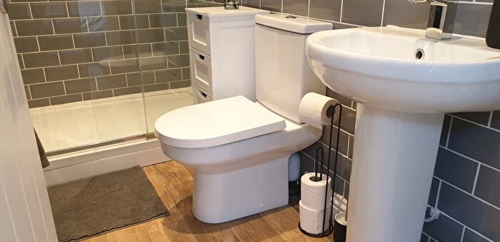 1 Bedroom Flat To Rent In Flat, Monks Road, LN2