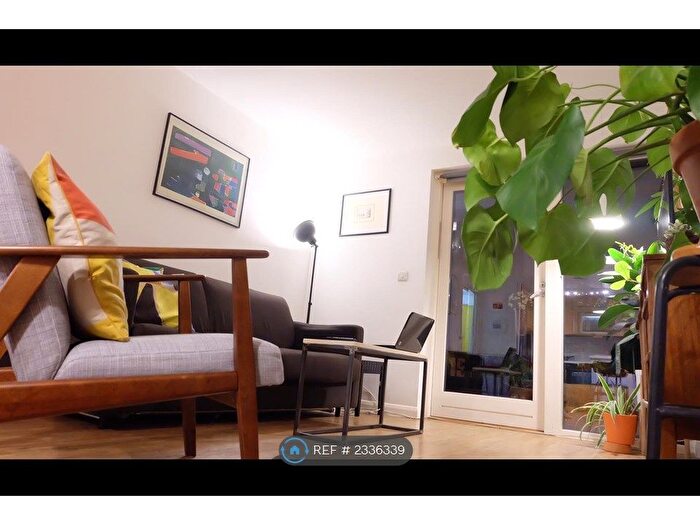 1 Bedroom Flat To Rent In Pembury Place, London, E5