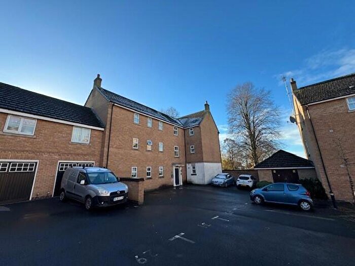 2 Bedroom Flat To Rent In Malsbury Avenue, Scraptoft, Leicester, LE7