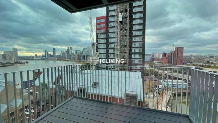 Studio To Rent In Goodluck Hope Walk, London, E14