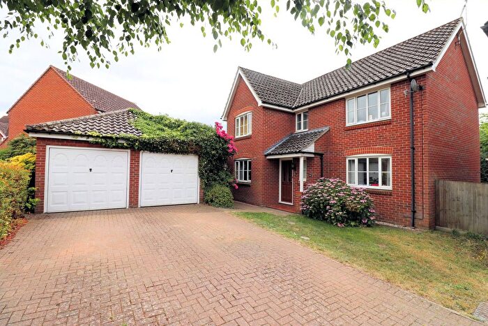 4 Bedroom Detached House To Rent In Civray Avenue, Downham Market, PE38