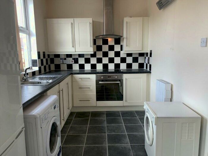 1 Bedroom Flat To Rent In Broughton Drive, Liverpool, Merseyside, L19