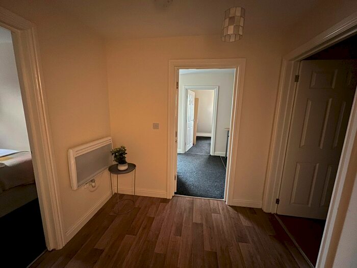 2 Bedroom Flat To Rent In St Helens Road, Swansea, SA1