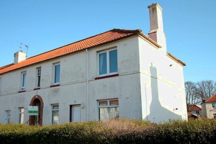 2 Bedroom Flat To Rent In Saughton Grove, Saughtonhall, Edinburgh, EH12