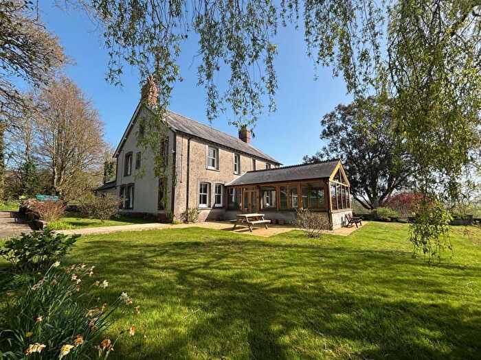 7 Bedroom Semi-Detached House To Rent In Boyton, Launceston, PL15