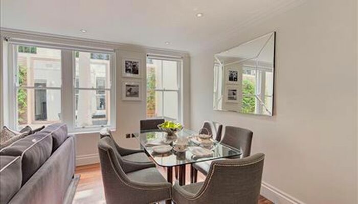 2 Bedroom Flat To Rent In Garden House, Kensington Gardens Square, London, W2