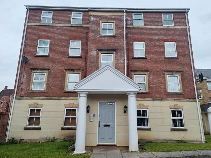 2 Bedroom Flat To Rent In Flat, Old Dickens Heath Rd, Shirley, Solihull, B90