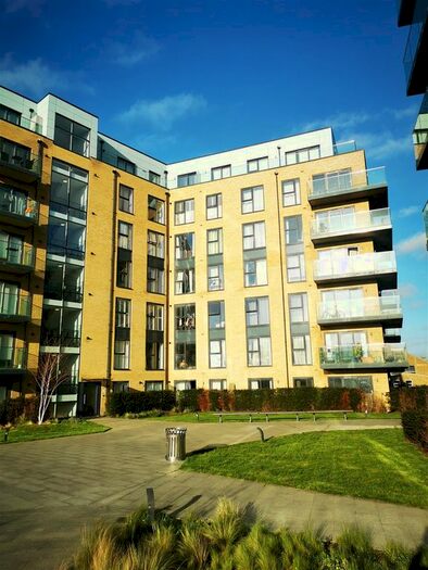 2 Bedroom Flat To Rent In Oldfield Place, Dartford, Dartford, DA1