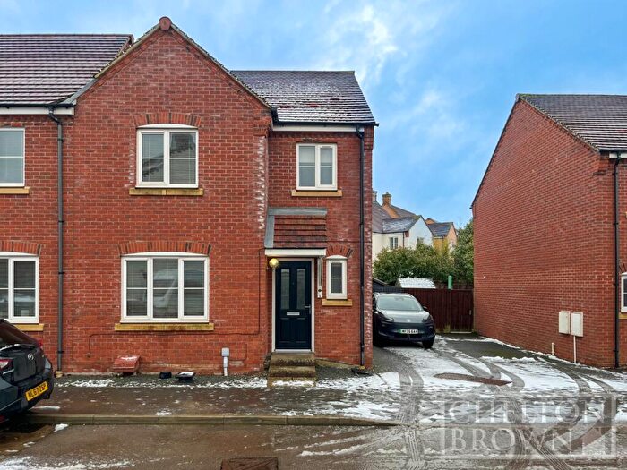 3 Bedroom Semi Detached House To Rent In Brampton Grange Drive, Daventry, Northamptonshire, NN11