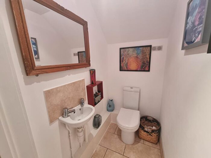 2 Bedroom Apartment To Rent In Jackson's Warehouse, Tariff Street, M1