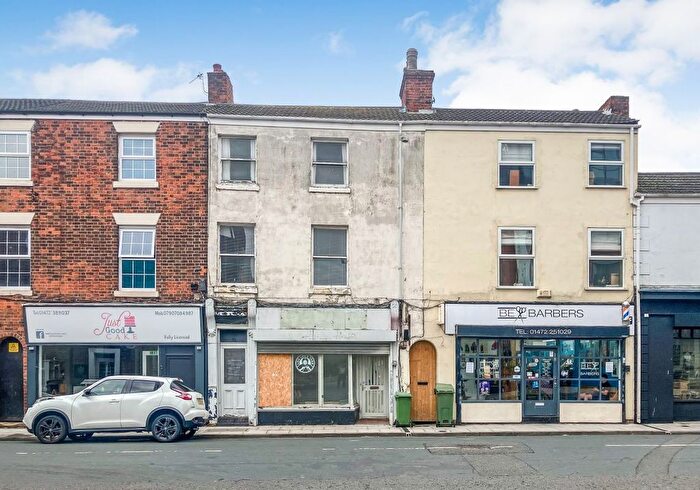 3 Bedroom Flat For Sale In Wellowgate, Grimsby, South Humberside, DN32