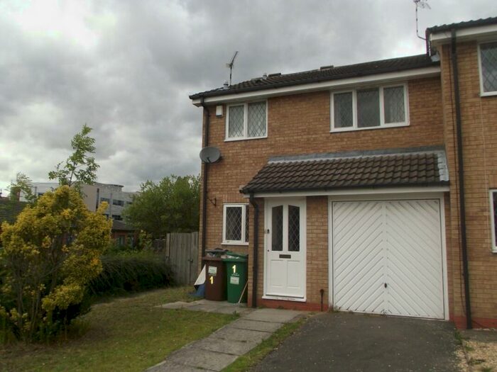 3 Bedroom House To Rent In Kittiwake Mews, Lenton **&#;pppw**, NG7