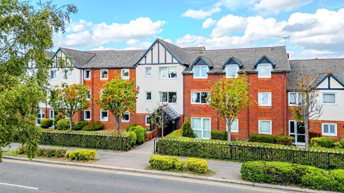 1 Bedroom Property For Sale In Station Road, Southend-On-Sea, SS1