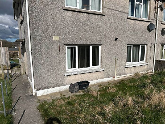 2 Bedroom Flat To Rent In Heol Hathren, Cwmann, Lampeter, SA48
