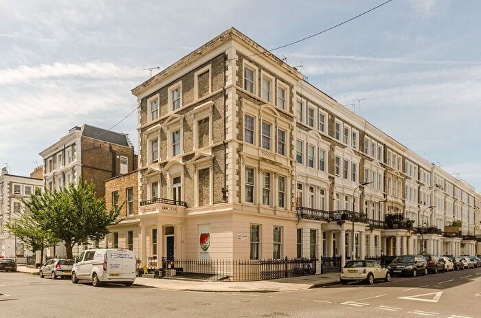 Studio To Rent In Castletown Road, Barons Court, London, W14