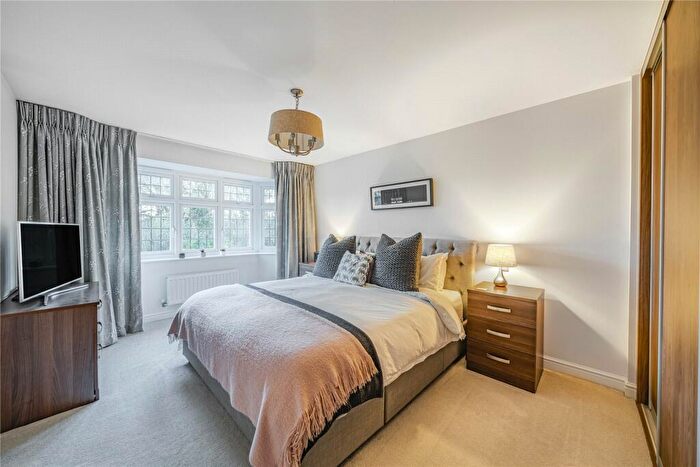 4 Bedroom Detached House For Sale In Pythouse Close, Badbury Park, Swindon, SN3