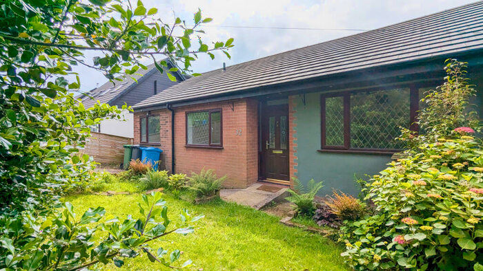 3 Bedroom Terraced Bungalow To Rent In Burnedge Lane, Grasscroft, Saddleworth, OL4