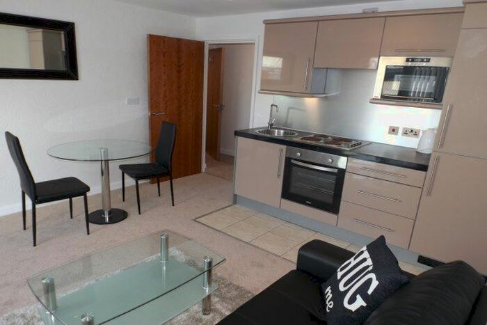 1 Bedroom Flat To Rent In Quay One, Leeds, LS9