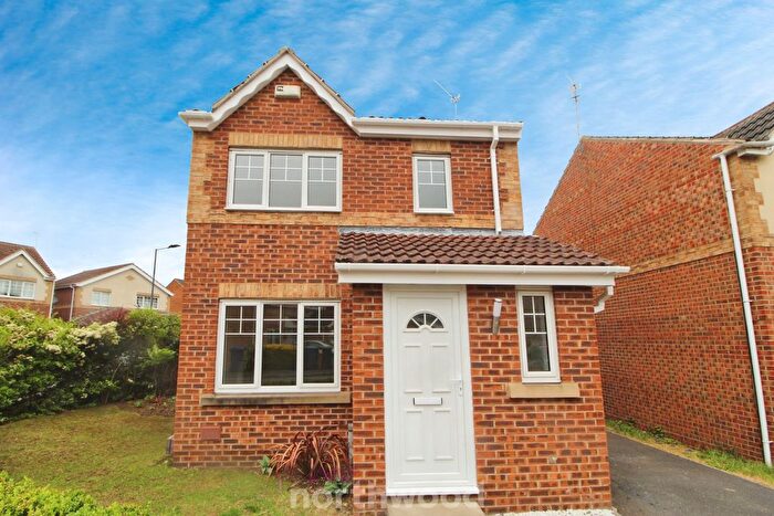 3 Bedroom Detached House For Sale In Castle Avenue, Rossington, Doncaster, DN11