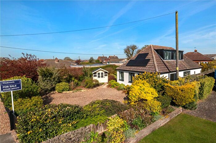 4 Bedroom Bungalow For Sale In Sleaford Road, Cranwell Village, Sleaford, Lincolnshire, NG34