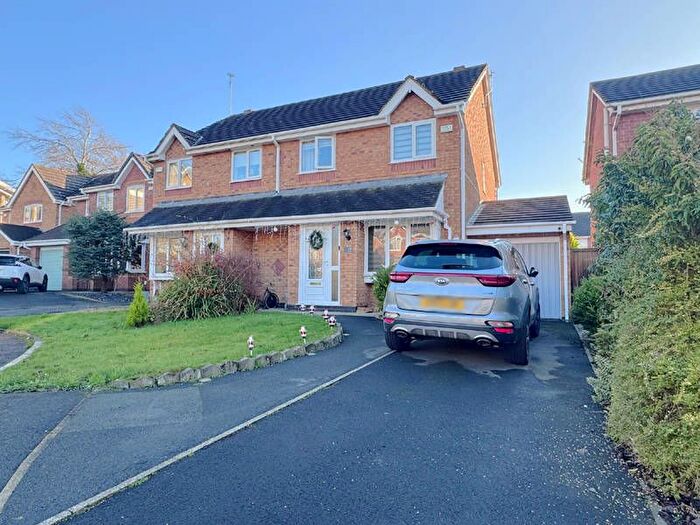 3 Bedroom Semi-Detached House For Sale In Priestfield, Thornton-Cleveleys, FY5