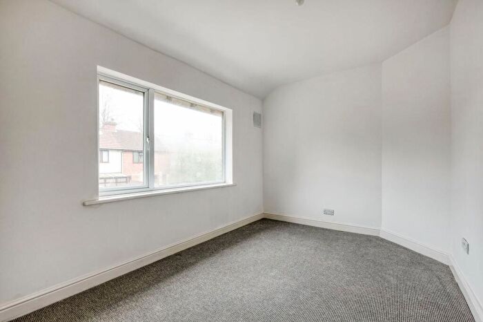 3 Bedroom Terraced House For Sale In Honiton Close, Birmingham, B31