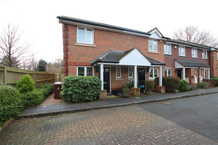 2 Bedroom End Of Terrace House For Sale In Rowland Place, Wokingham, RG41