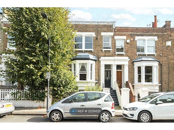 1 Bedroom Flat To Rent In St. Stephens Avenue, London, W12