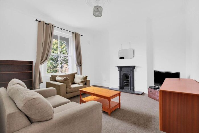 2 Bedroom Flat To Rent In Fiveways Road, Brixton, London, SW9