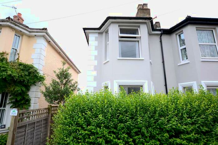 2 Bedroom Semi-Detached House To Rent In Queens Road, Tunbridge Wells, Kent, TN4
