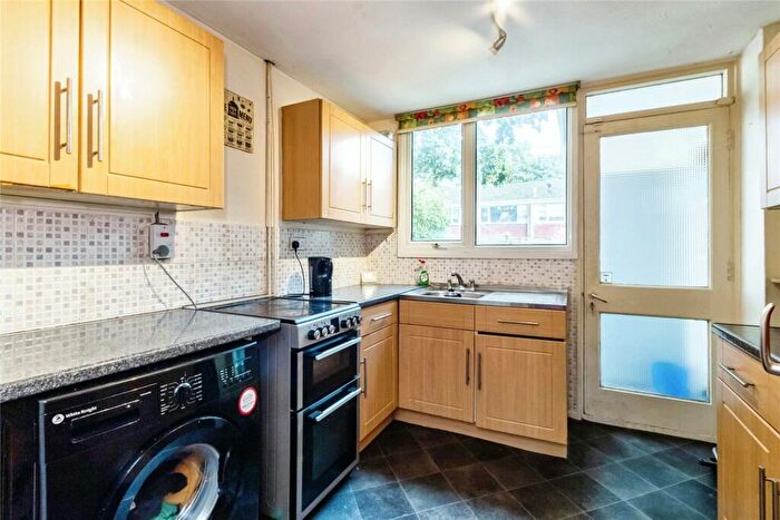 3 Bedroom Terraced House For Sale In Glenlivet Gardens, Clifton, Nottingham, NG11