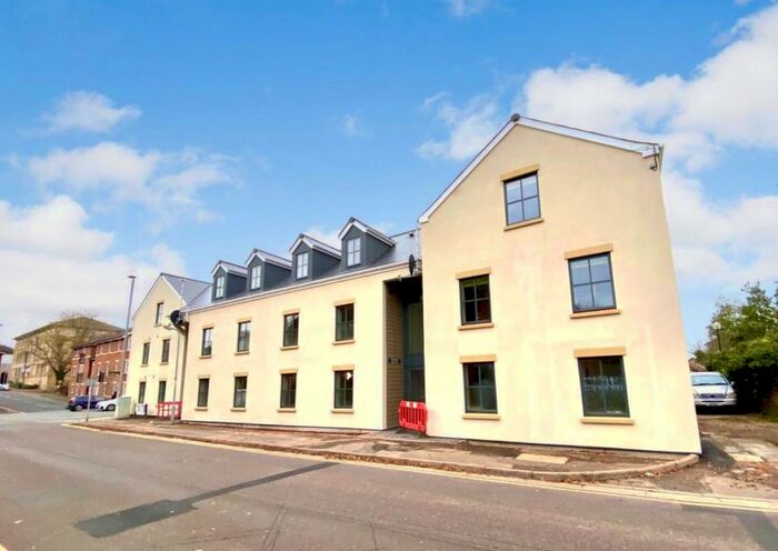 1 Bedroom Flat To Rent In East Reach, Taunton, TA1