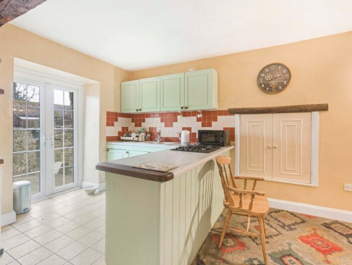 5 Bedroom Detached House For Sale In High Street, Wheatley, OX33